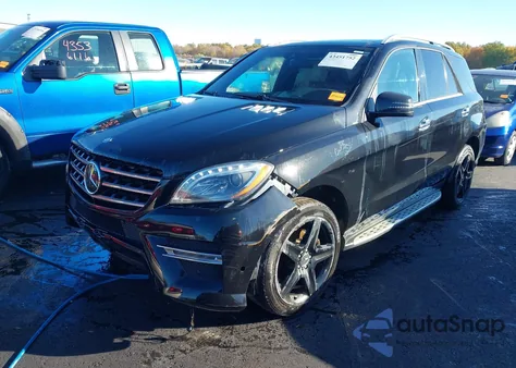 2015 Mercedes-Benz Ml 350 4Matic z USA, uszkodzony, nr VIN 4JGDA5HB0FA522238